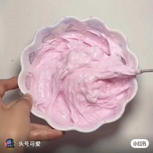 Fluffy Mixture Experiment: Soft and Malleable Creation