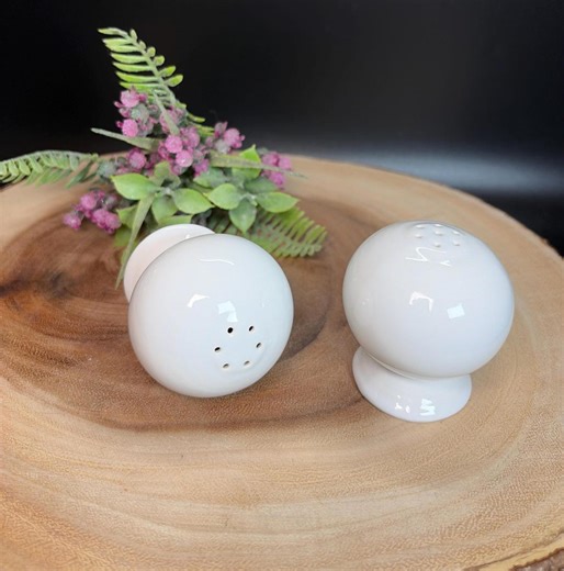 Vintage Homer Laughlin Fiesta Ware White Ball Salt & Pepper Shakers - Etsy