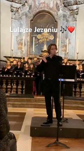 “Lulajże Jezuniu” — a traditional Polish Christmas lullaby full of tenderness and peace.