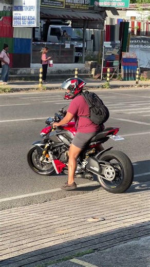 Ducati Streetfighter V4S pure sound!🔥😍