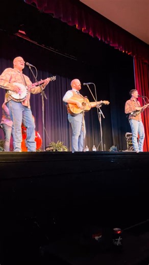 🐎 Whoop and Ride your way out to see us tonight at #BluegrassInTheBluegrass2024! #LexingtonKY #bluegrass #livemusic #friday #weekend | Lonesome River Band