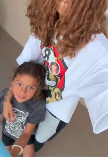 Mello (@theylovemello_)’s videos with Say Yes - Floetry