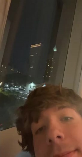 Guess what?! My podcast, BANTER, is back! And if I can start a podcast, so can you - it's easy & free with @Anchor by Spotify - try it out today! #ad