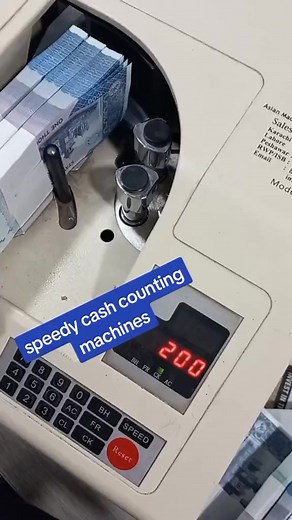 It really Amazing! How to count fast and acurate #technology #counting #countingmachines #cashcounting #reels #reelsfb #treading #money | GREEN REELS | Facebook