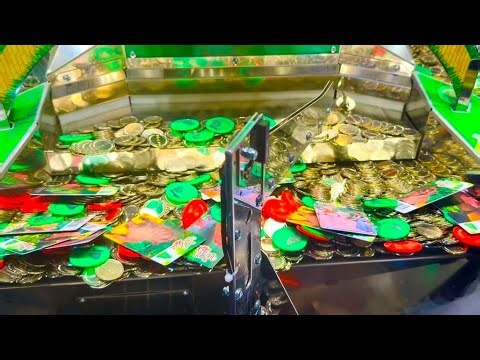 Winning SERIOUS MONEY on the Carnival Style Coin Pusher!