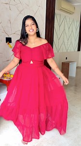 91K views · 337 reactions | Buy link https://app.lehlah.club/pc/43028 Kya Kapde mile hai  MEESHO  Under Rs-500/- Valentine’s Day Dress haul  | Namrata Singh | Namrata Singh | Facebook