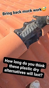 How long do you think these dry ridge systems will last? Bring back muck work i say🙋‍♂️ #viralroofing #roofing #ukroofing #roofer #facebookviral #roofingproblems | TrH roofing