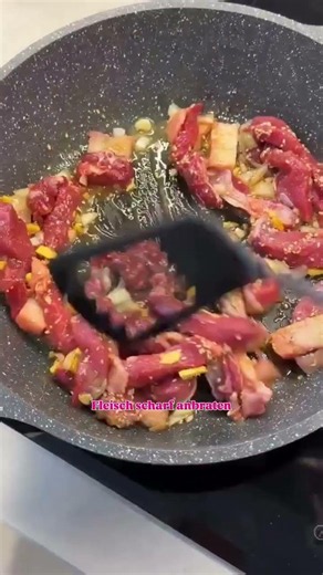 Bulgogi-Rindfleisch mit Sesam-Gurkensalat 🥩🥒 Ein so leckeres Rindfleisch Rezept, dass so einfach