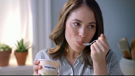 Häagen-Dazs TV Spot, 'Extraordinary'