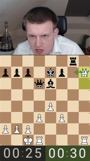 Attacking the exposed king #chess #shorts #chesscoach #checkmate