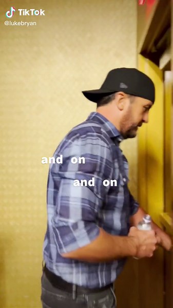 Y’all #CountryOn this weekend! #songofthesummer