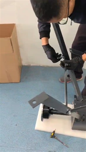 Watch i40/i40 pro  wheel balancer Installation video on Amazon Live