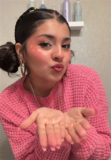Festive Valentine’s Day Space Buns Tutorial
