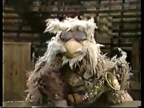 Sesame Street - Hoots the Owl teaches scat singing