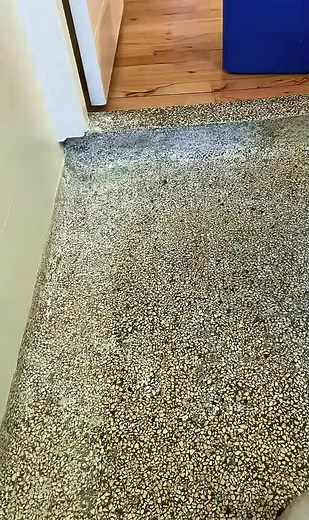 Fjernelse og Oliering af Terrazzo Badeværelses Gulv