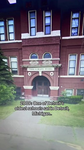 Such a sad story. #abandoned #abandonedplaces #detroit #michigan | Rundown Buildings