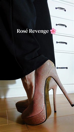 Platform Heels: Chic Styles for Every Occasion