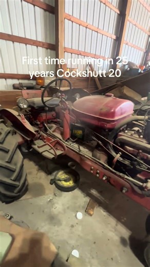 Cockshutt 20 first time running in 25 years #farmmachinery #tractor