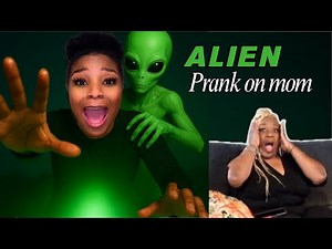 Alien Costume Prank on My Mom 😂 (SHE FREAKED OUT!)