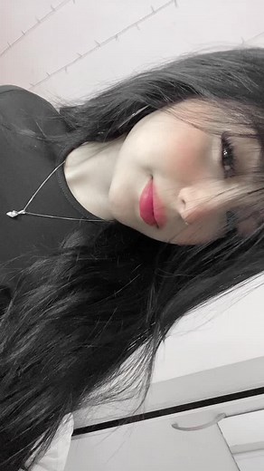 Hair Styling Tips for Long Black Hair