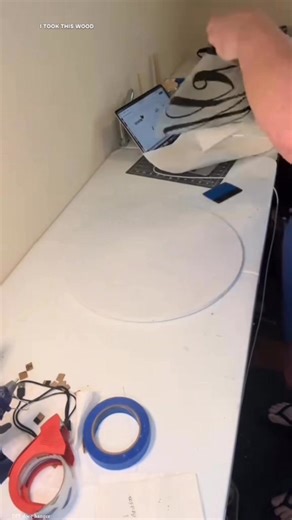 Sometimes it’s the simplest sign that is perfect for your #frontdoordecor #hello #fall #diydecor #welcome | JustWreathinAroundTX