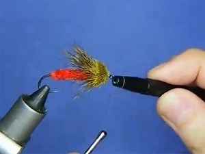 How to use a Half Hitch Tool - Fly tying step by step Patterns & Tutorials