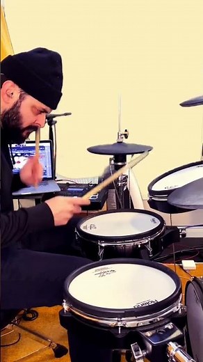 What a Rapping Bird Sounds Like!