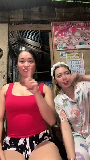 Krisna Cordova (@krisna.cordova)’s videos with Ale - The Bloomfields