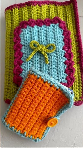 How to Crochet a Book Cover (for your favorite novel!)