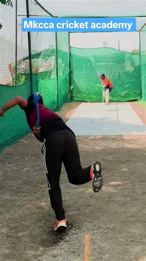 140+ speed bowling #cricket #cricketacademy #fastbowling #fast #fastbowler