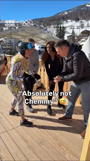 Now THAT’S how you start in a bobsleigh. Sort of. | BBC Sport