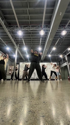 Intermediate - Advance Waacking choreography by yours truly 😊 #waacking #waackingdance #waackingchoreography #choreography #fyp