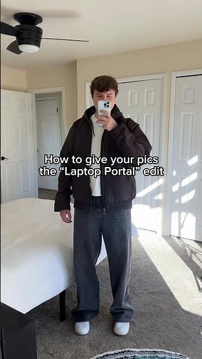 How To Give Your Pics The “Laptop Portal” Edit #shorts