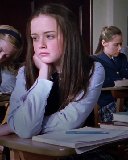 Writing captions is harder than math homework i stg #edit #gi1moregi6ls #gilmoregirlsedits #gilmoregirls #xyzbca #lorelaigilmoreedit #rorygilmore #rorygilmoredit #fyp #roryapologist #lorelaigilmore