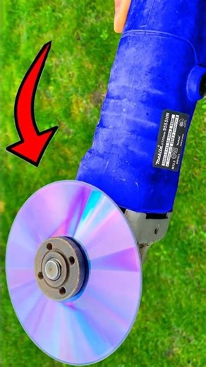 Insert a compact disc into the angle grinder!😱