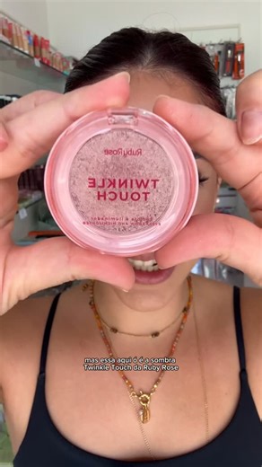 Alice Farha 💋 on Instagram: "a sombra que transforma qualquer maquiagem ✨ já usaramm? 💖"