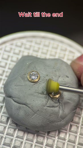 Setting bezel diamond earrings #jeweler #jewelry #diamond