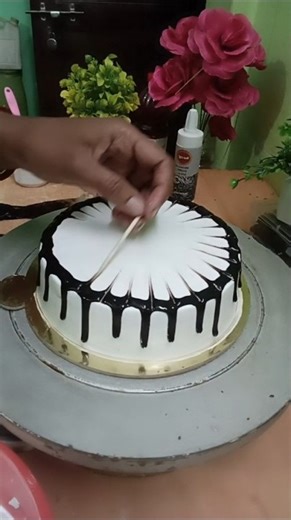 ganash dripping cake design 💕🍫 flavour cake design