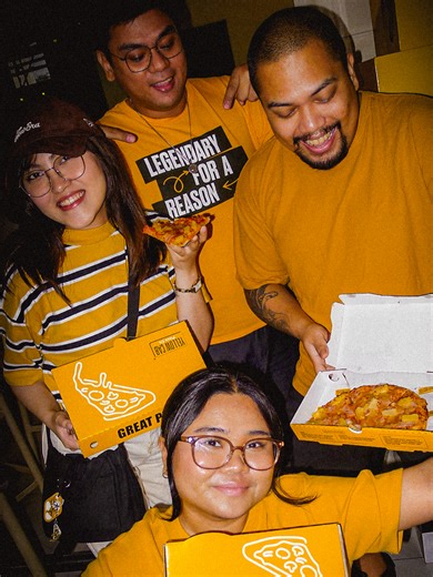 Wear Yellow for Free Hawaiian Pizza on January 9