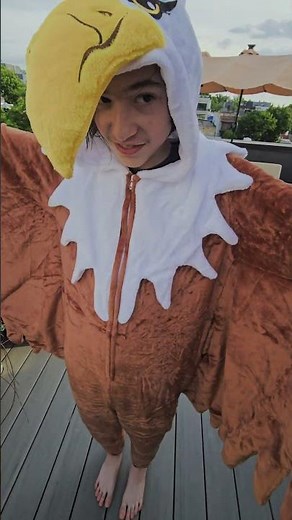 grab this eagle costume for world cup spirit. #clutch #ad #affiliate