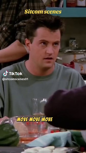 Master Chef Monica: Hilarious Friends Sitcom Cooking Fails!