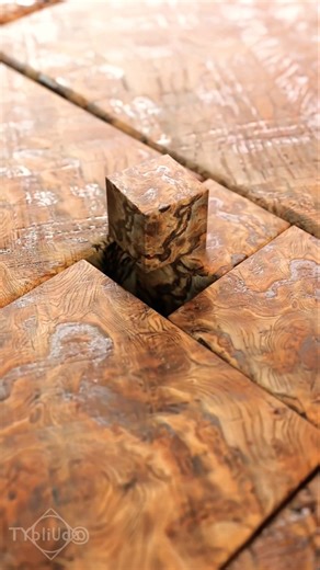 infinite wood cube loop