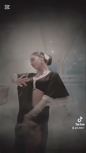 cover dance of swetha sade with dula ❣️💫(ස්වේත සදේ)