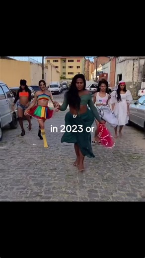 igual sksksks #fernandatavares #walk #meme | Fernanda Tavares