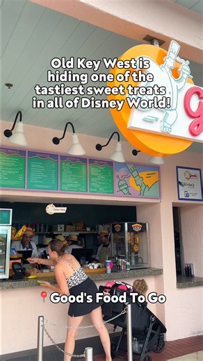 🍋🍫 KEY LIME PIE ON A STICK 🗣️ The Frozen Key Lime Pie ($9.00) from Good’s Food To Go is what Florida dreams are made of. The dark chocolate shell helps balance the sweetness, while the key lime filling delivers that classic tart flavor you’re hoping for. Even better? The pie crust inside has a really satisfying crunch — not soggy at all 👀 Fair warning: it does get a little messy and starts to fall apart after a few bites (classic chocolate-shell problems), but that’s kind of part of the char