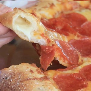 The Best Homemade Stuffed Crust Pizza Recipe