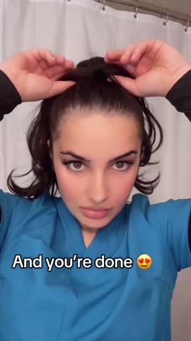 LONAI Ponytail Extension for Women,18 Inch Layered Wavy Pony Tail Hair Extensions, Natural Drawstring Ponytail Synthetic Hairpiece for Daily Wear (Golden Blonde with Highlights)