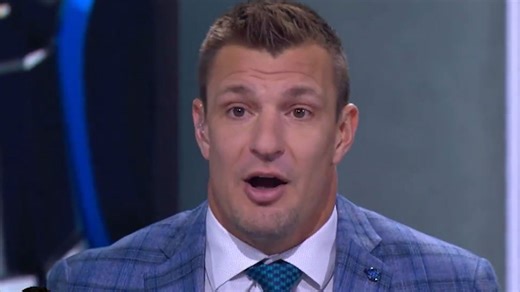 Rob Gronkowski makes Fox NFL Sunday return and shocks stars with best team call