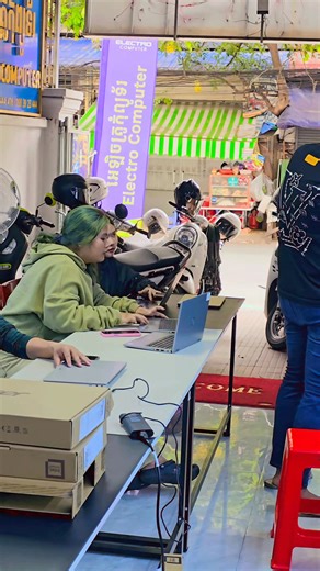 ទំនេរៗ មកលេង អេឡិចត្រូ ផងបងៗ 🤗 -------------------------- 🔍អតិថិជនអាចរកទិញបាននៅអេឡិចត្រូកុំព្យូទ័រ 📞លេខទូរស័ព្ទ: 0967644452/ 0883923444 💬Telegram: https://t.me/ELECTRO_COMPUTER 🛒អាស័យដ្ឋាន: (ខាងក្រោយ Pizza Companyកម្ពុជាក្រោមចម្ងាយ300ម៉ែត្រ) ផ្ទះលេខ25B ផ្លូវលេខ261 សង្កាត់ទឹកល្អក់ទីពីរ/ទួលគោក/ ភ្នំពេញ 📍ផែនទីទីតាំង: https://maps.app.goo.gl/aU2DwxziAdtsfK6M7?g_st=ic | Electro Computer