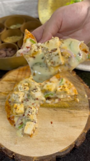 Leftover Roti Pizza Recipe | Healthy & Tasty Breakfast Idea🍕#food #pizza #shorts #snacks